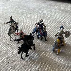 Papo Saint. Louis figurines